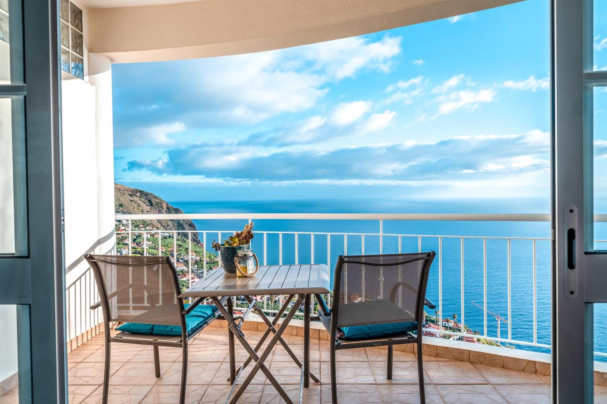 Casa Serena Apartments Arco da Calheta  Buitenkant foto